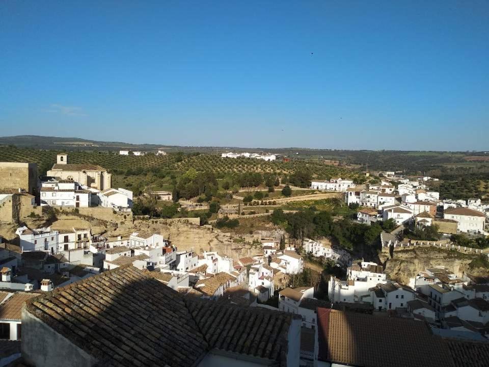 Alojamiento Rural Carmen Setenil De Las Bodegas Esterno foto