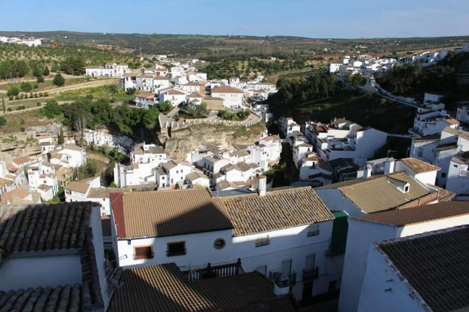 Alojamiento Rural Carmen Setenil De Las Bodegas Esterno foto