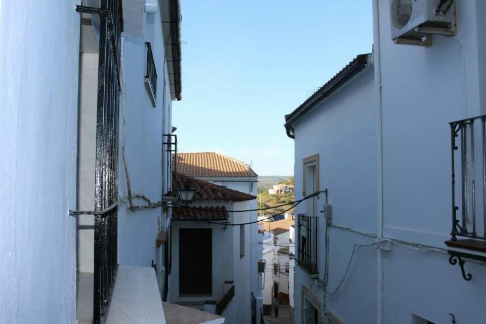 Alojamiento Rural Carmen Setenil De Las Bodegas Esterno foto