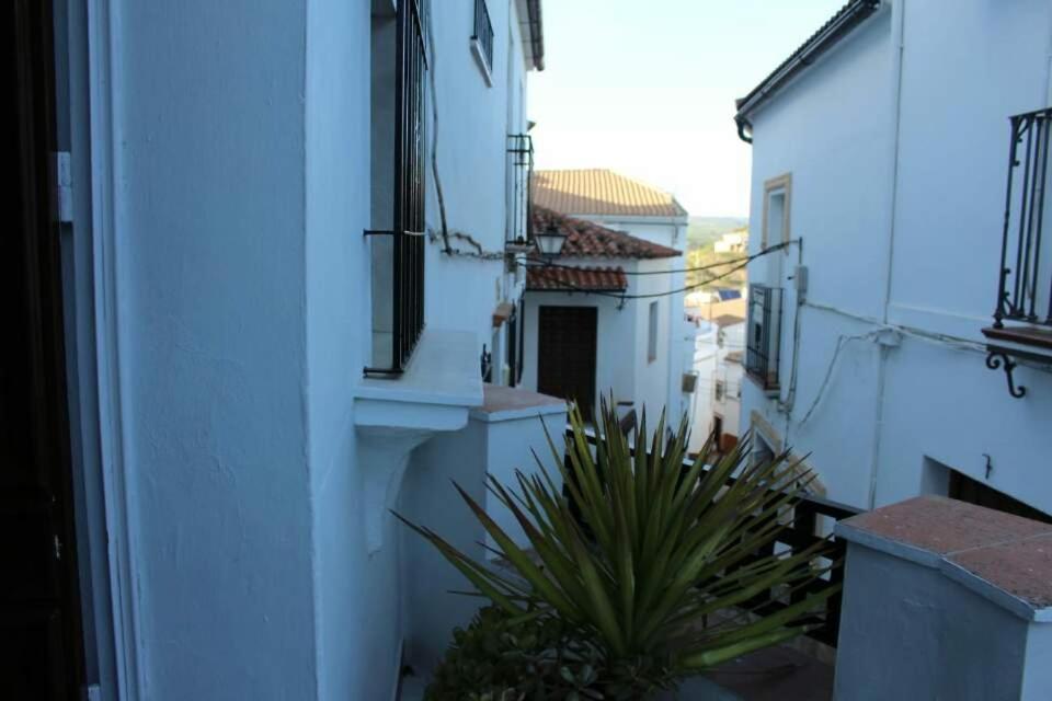 Alojamiento Rural Carmen Setenil De Las Bodegas Esterno foto
