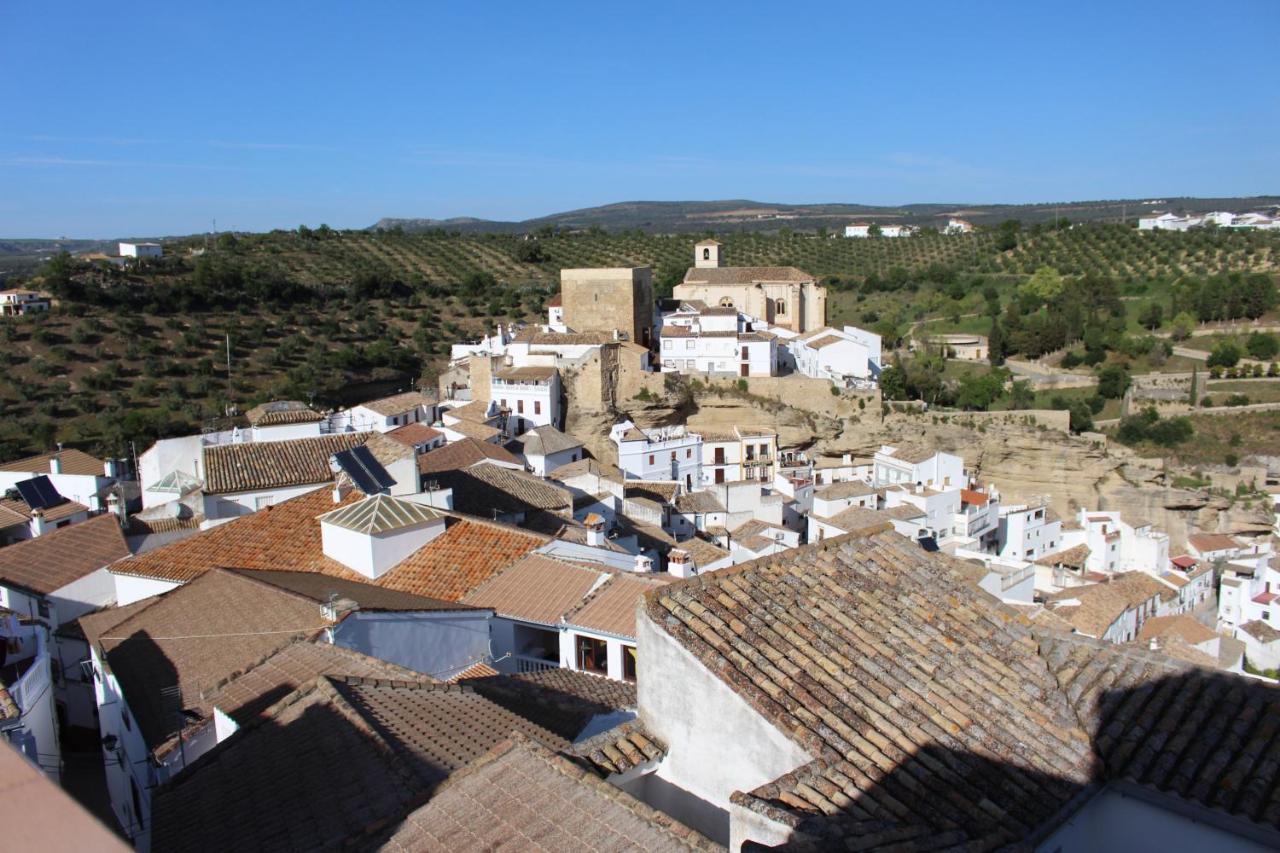 Alojamiento Rural Carmen Setenil De Las Bodegas Esterno foto